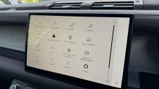 Land Rover Defender 3.0 D250 X-Dynamic HSE 90 3dr Auto Diesel Estate